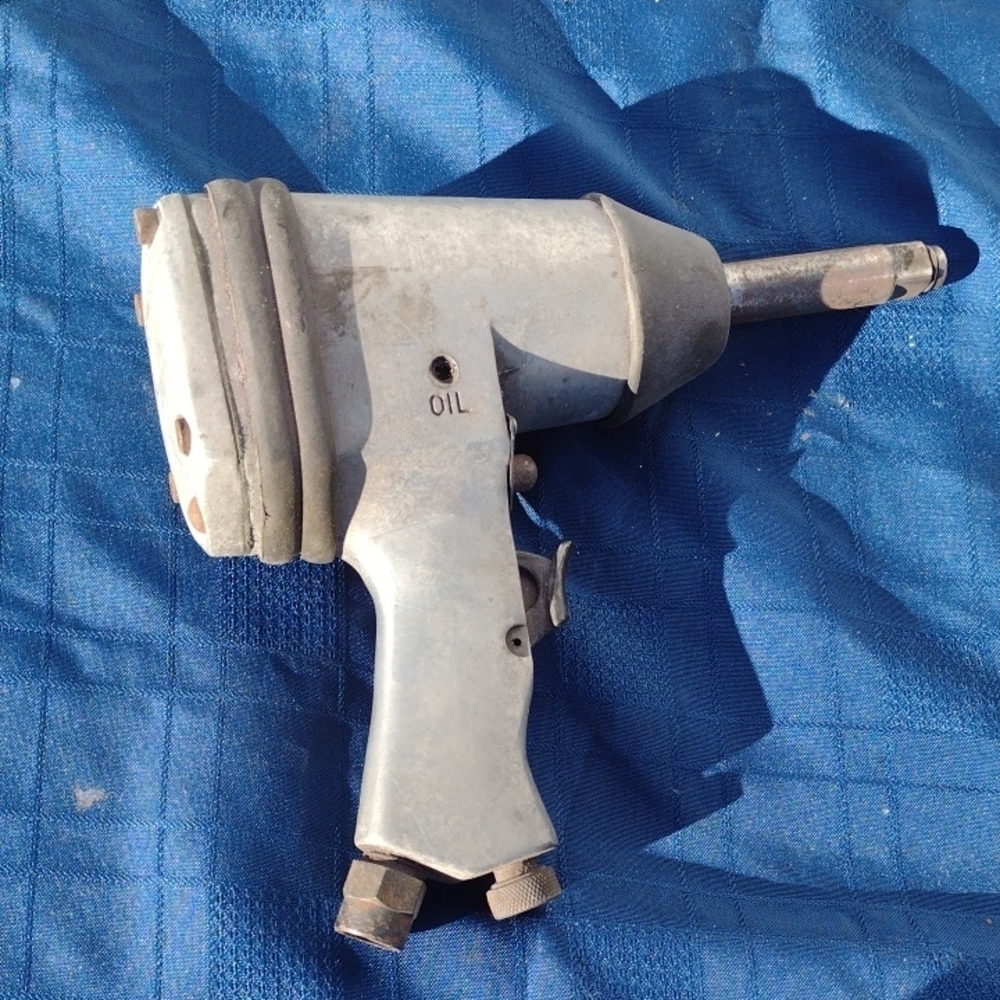 Heavy Duty Pneumatic Impact Wrench